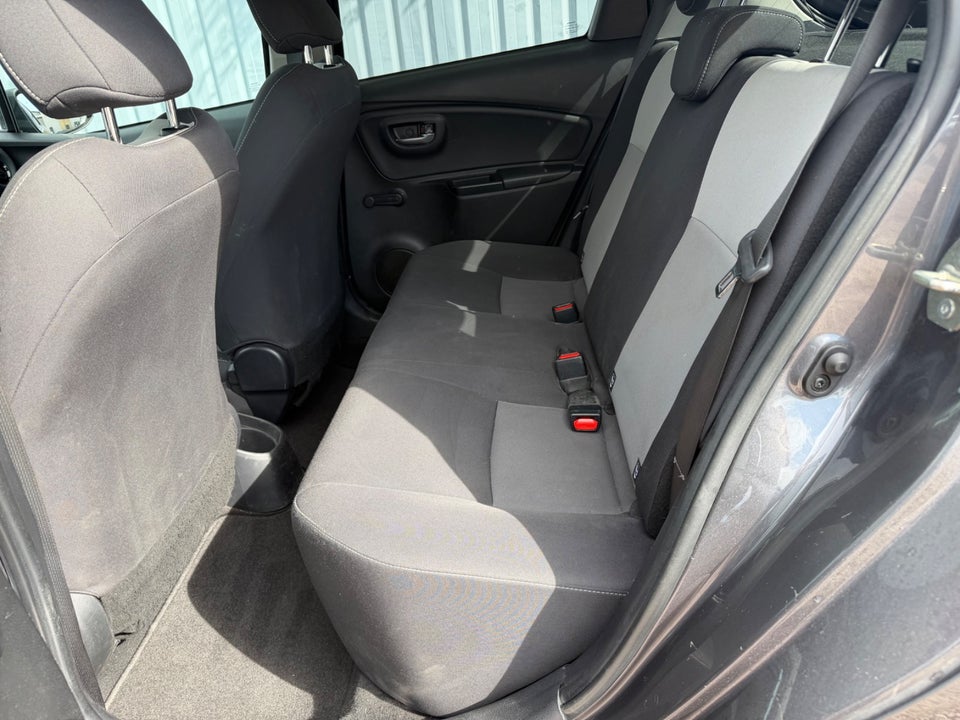 Toyota Yaris 1,5 VVT-i T2 Premium 5d