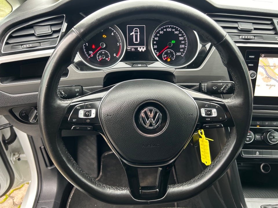 VW Touran 1,6 TDi 115 Trendline DSG Van 5d