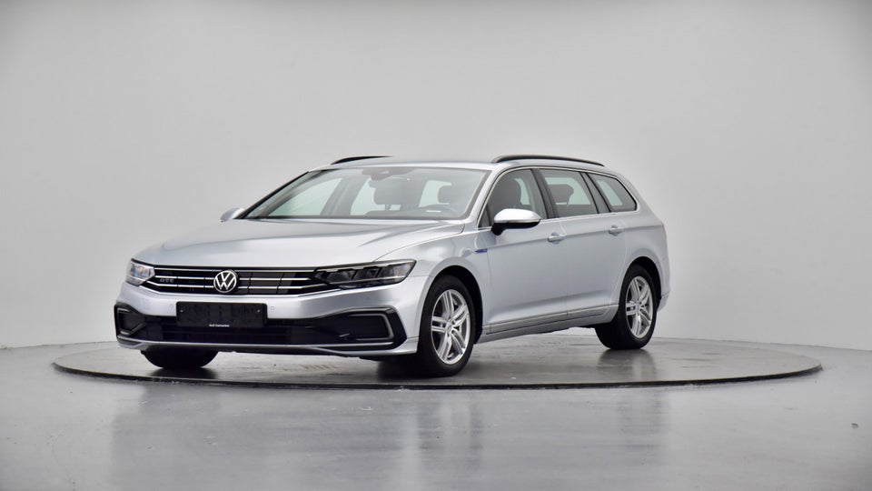 VW Passat 1,4 GTE High Variant DSG 5d