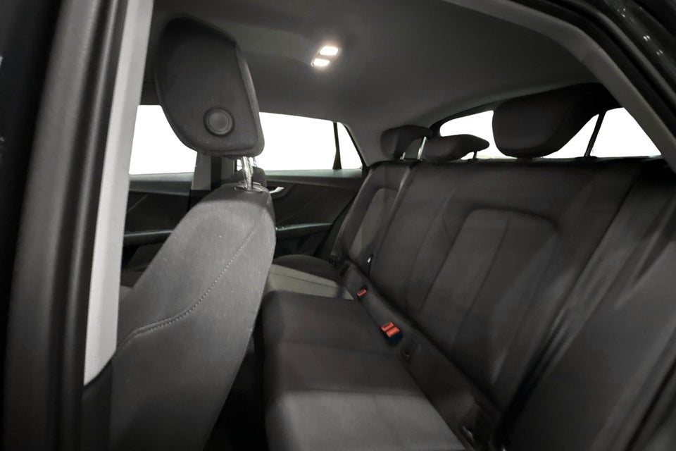 Audi Q2 35 TFSi Prestige S-tr. 5d