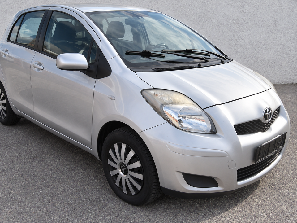 Toyota Yaris 1,0 T1 5d