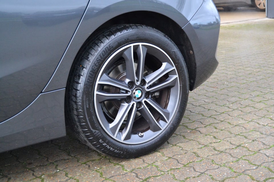 BMW 118i 1,5 Sport Line 5d