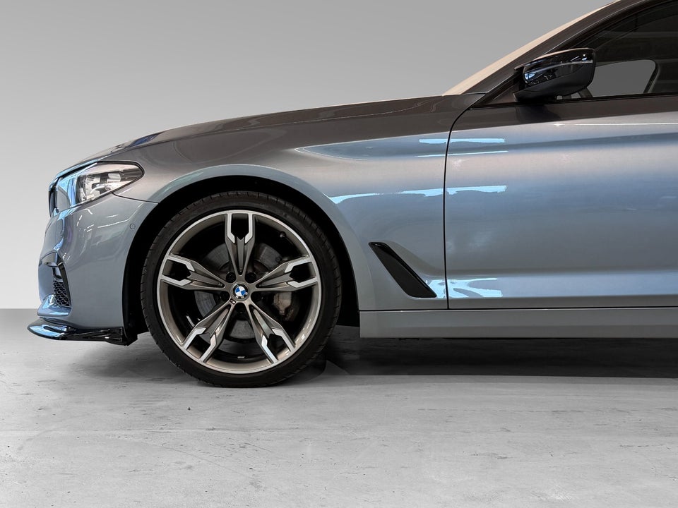 BMW 530d 3,0 Touring M-Sport aut. 5d