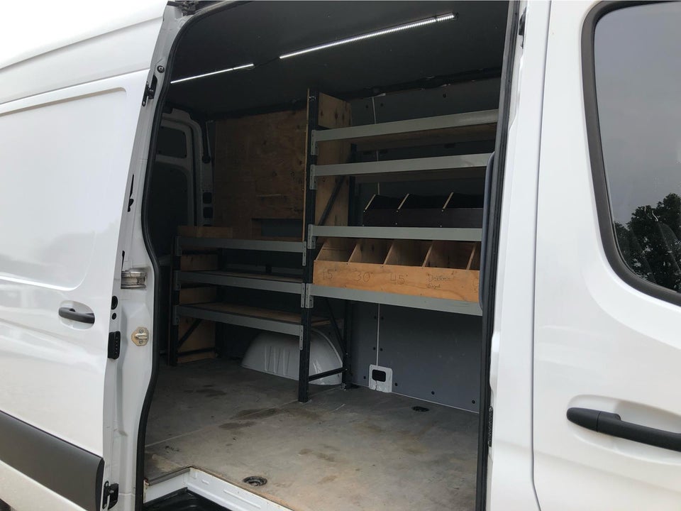 Mercedes Sprinter 319 3,0 CDi A2 Kassevogn aut. RWD