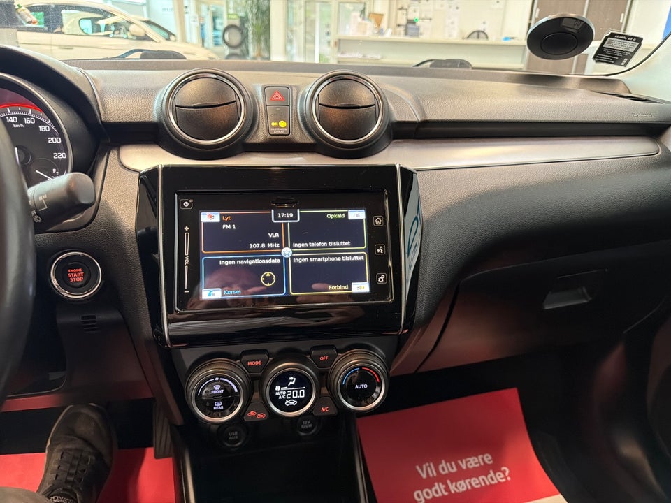 Suzuki Swift 1,2 mHybrid Exclusive CVT 5d