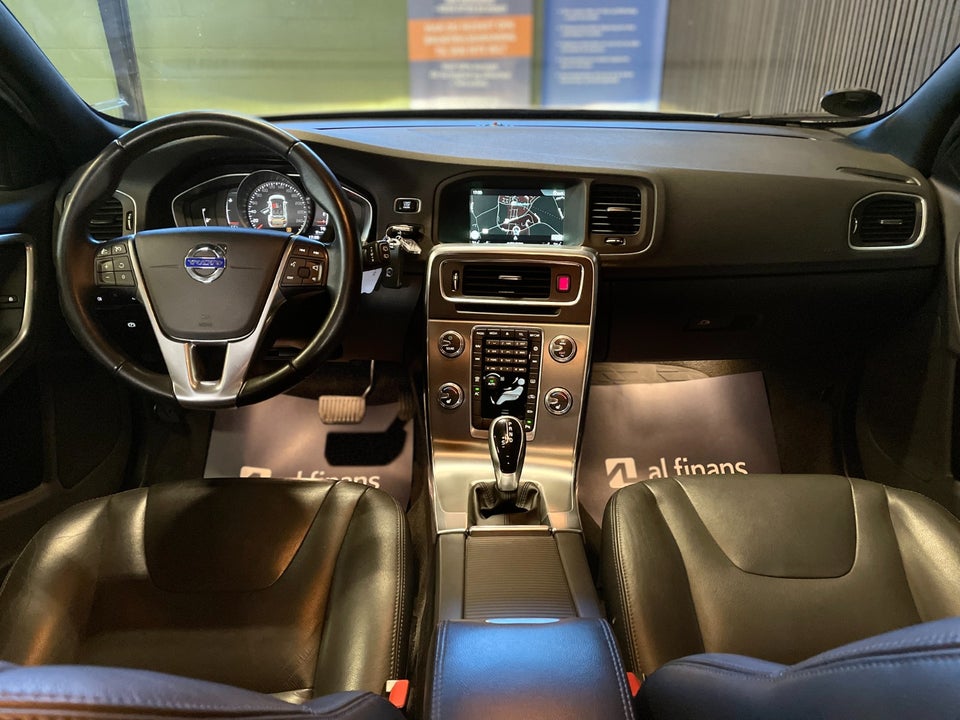 Volvo V60 2,0 D3 150 Kinetic aut. 5d