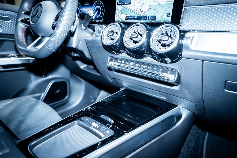 Mercedes EQB250+ AMG Premium 5d