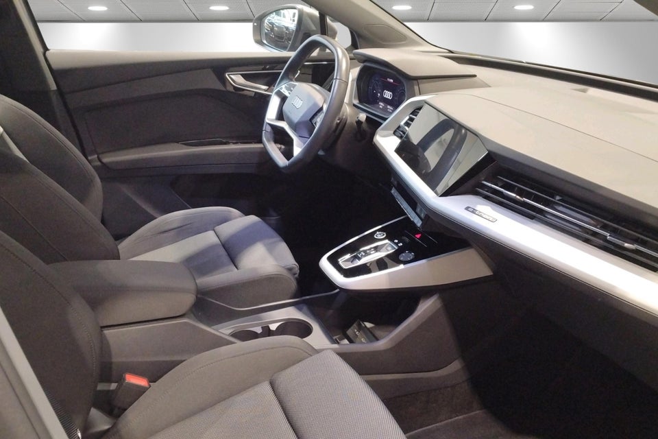 Audi Q4 e-tron 45 Progress 5d