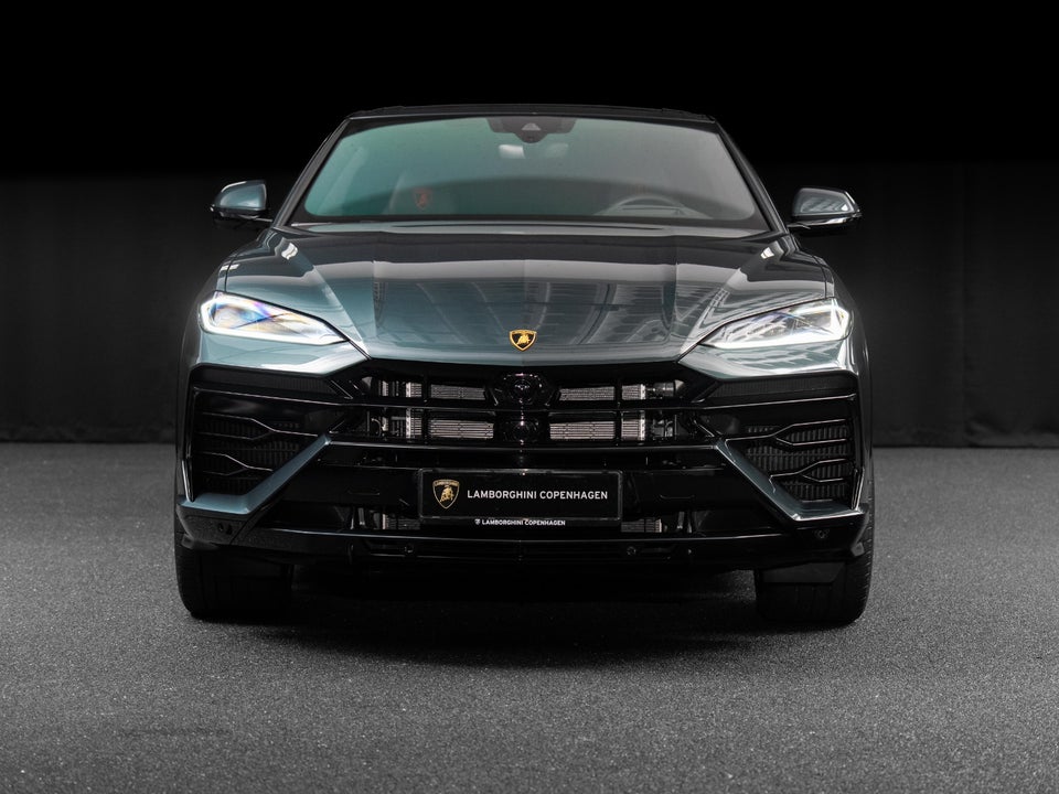 Lamborghini Urus 4,0 SE 5d