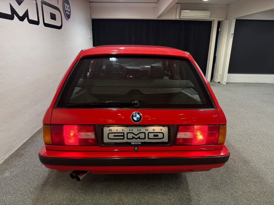 BMW 320i 2,0 Touring 5d