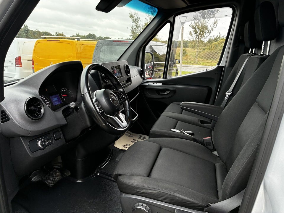 Mercedes Sprinter 316 2,2 CDi A2 Kassevogn aut. RWD