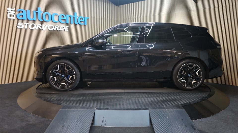 BMW iX xDrive40 Sport 5d