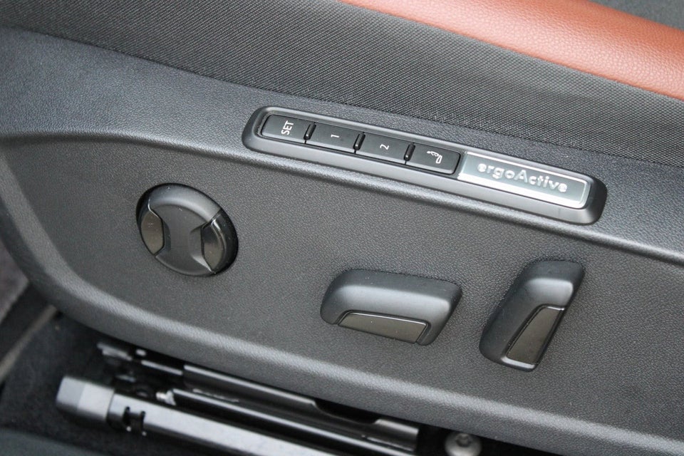 VW ID.4 77 Pro Performance Tech 5d