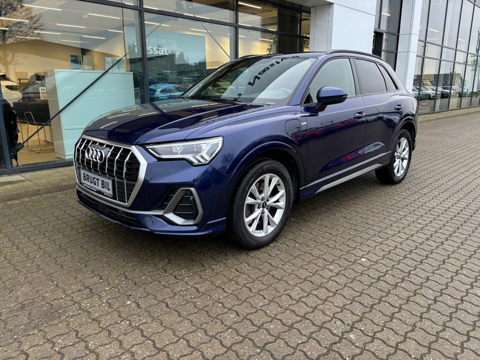 Audi Q3 45 TFSi e S-line+ S-tr. 5d