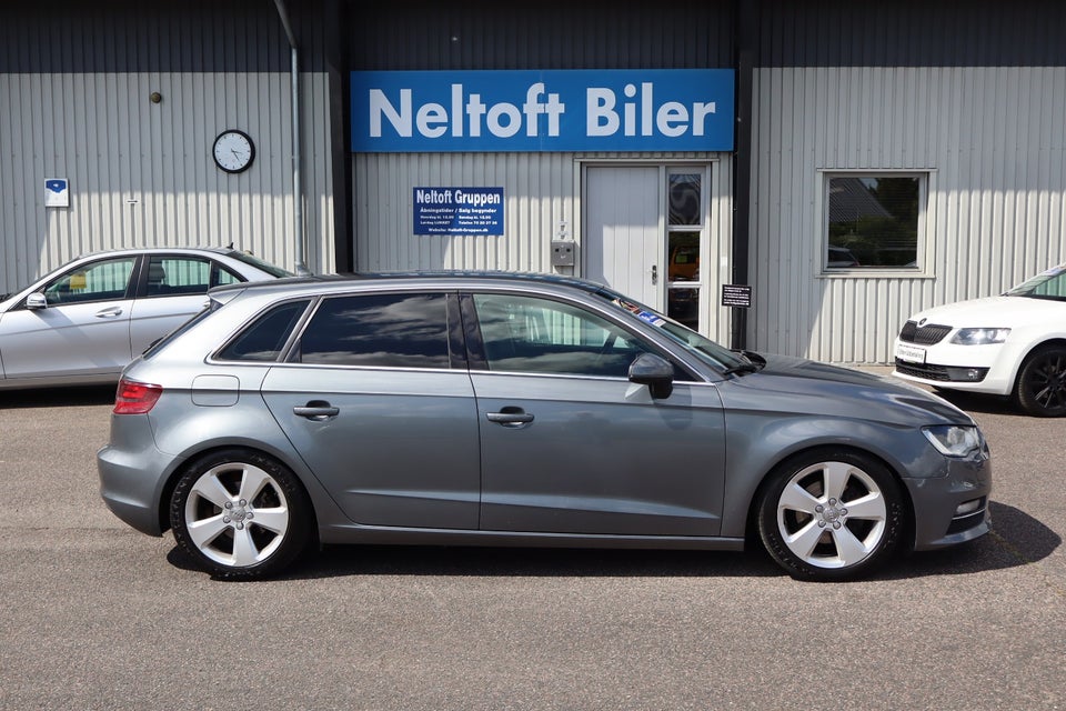 Audi A3 1,4 TFSi 125 Attraction Sportback 5d