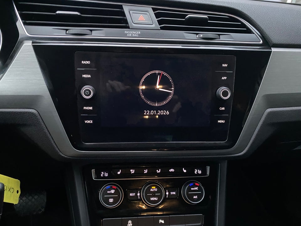 VW Touran 2,0 TDi 150 Comfortline DSG Van 5d