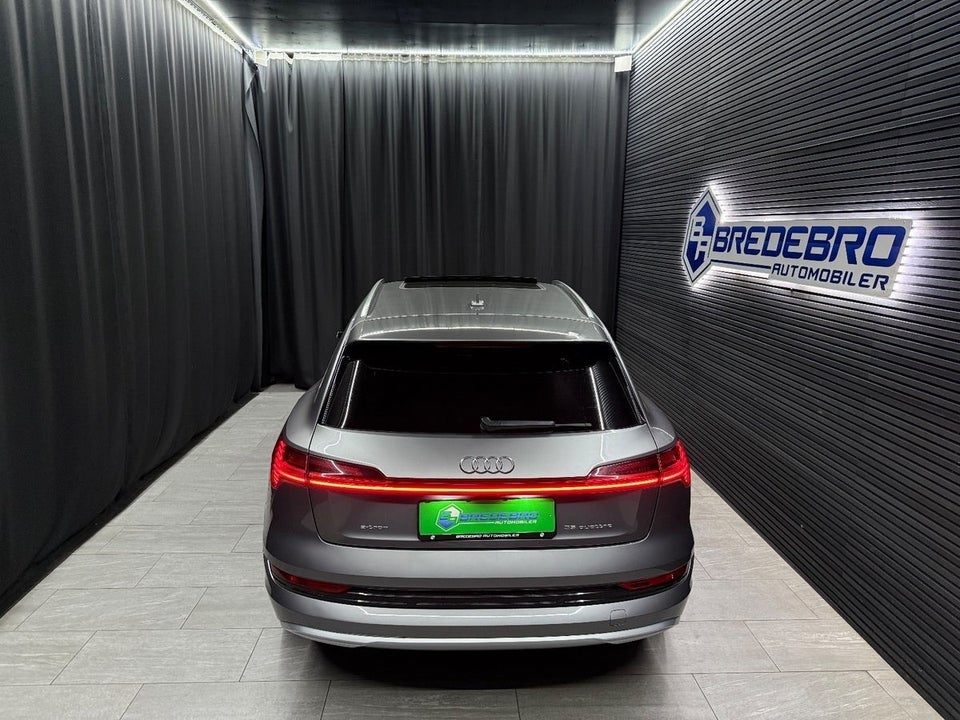 Audi e-tron 55 Advanced quattro 5d