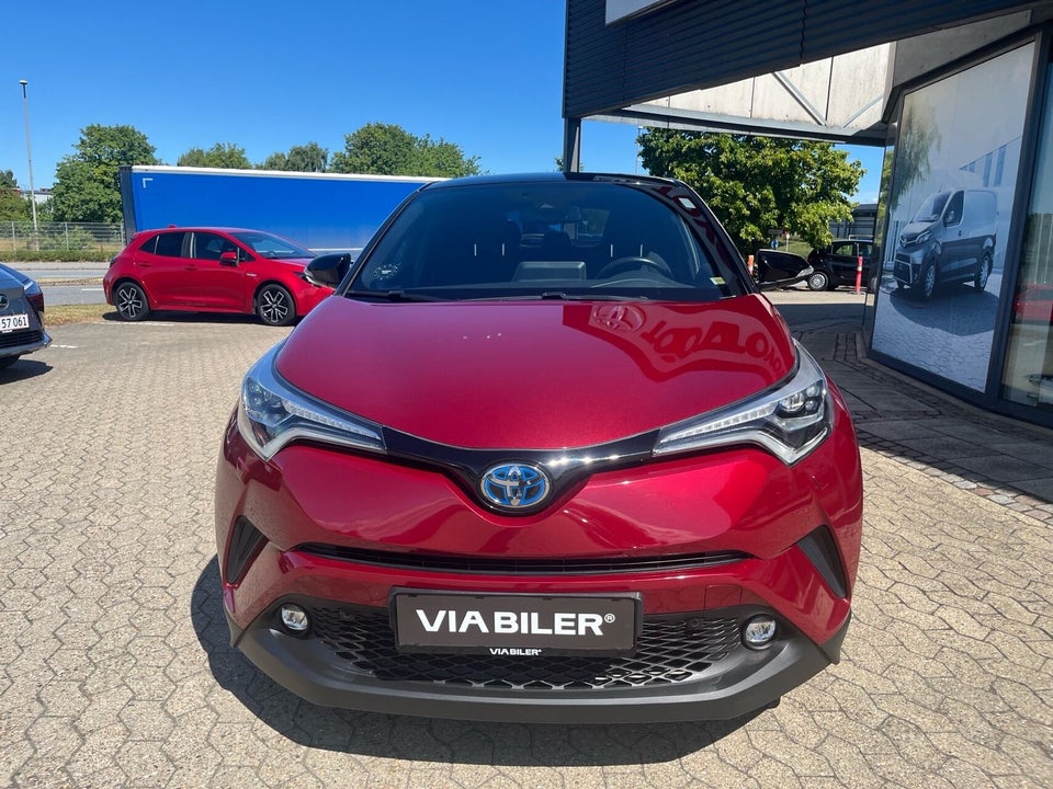 Toyota C-HR 1,8 Hybrid Premium Selected CVT 5d