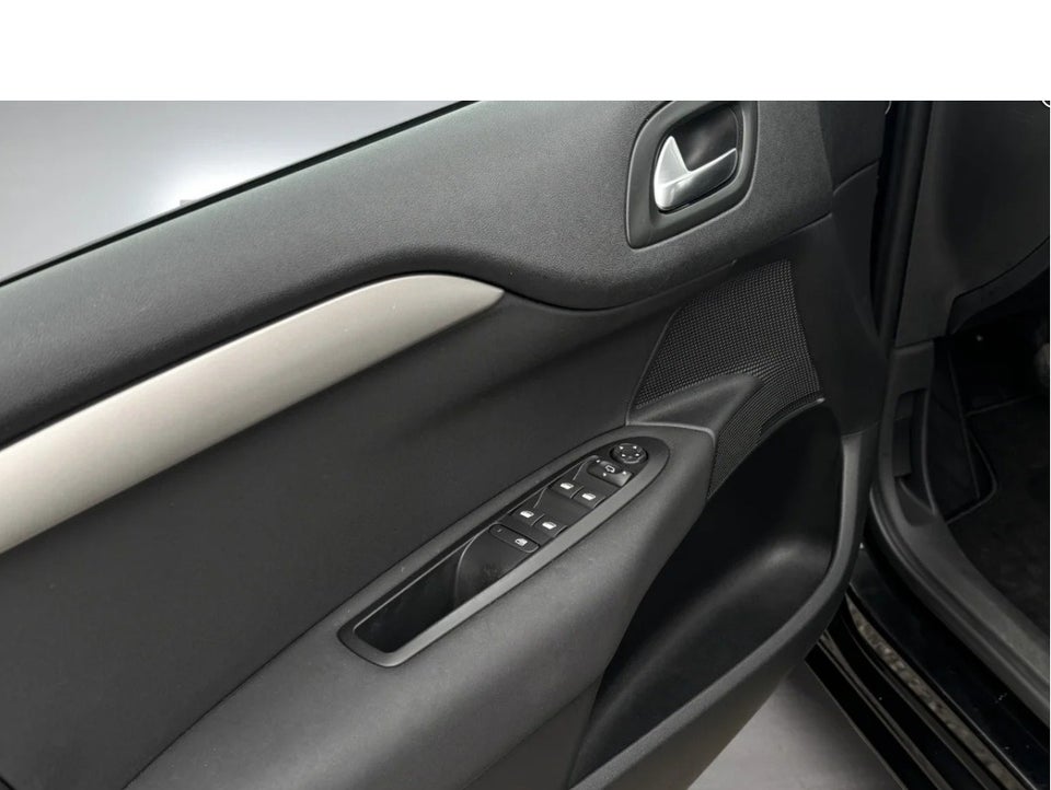 Citroën C4 1,6 BlueHDi 100 Feel 5d