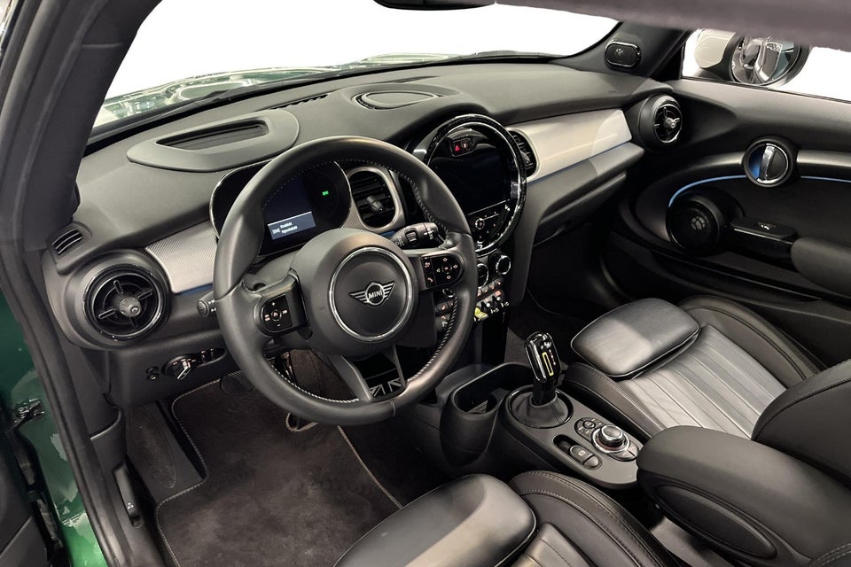 MINI Cooper SE Younique Trim 3d