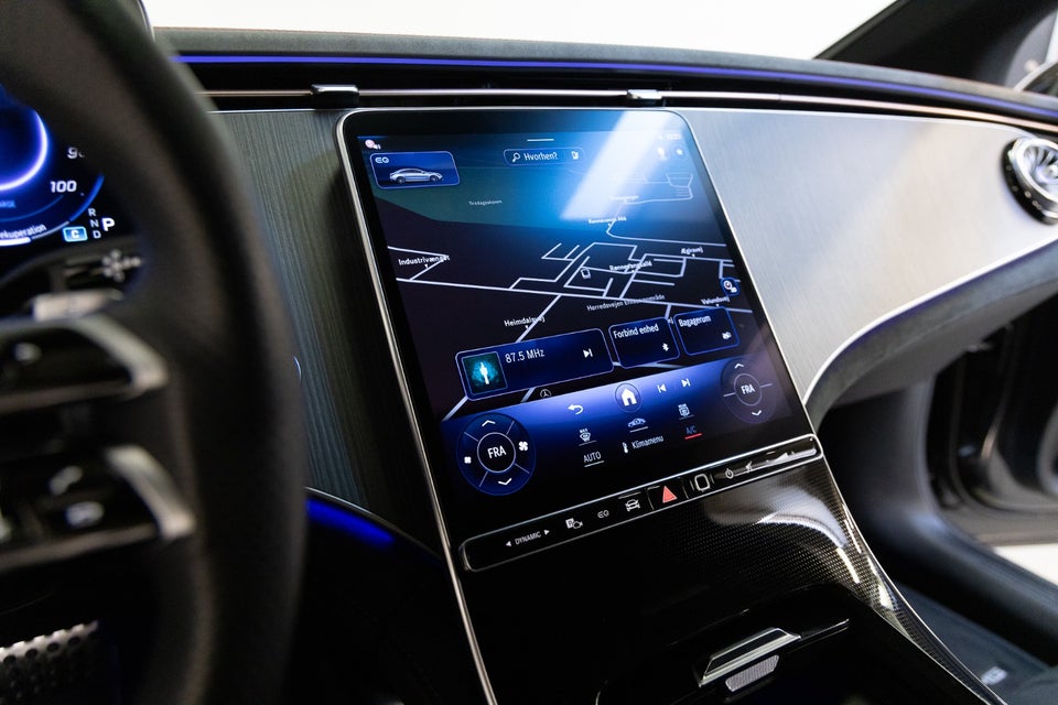 Mercedes EQE350 AMG Line 4d