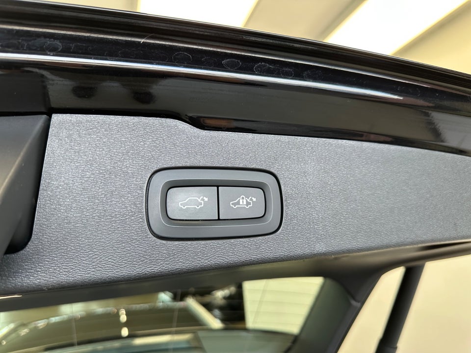 Volvo V60 2,0 T6 ReCharge Inscription aut. AWD 5d
