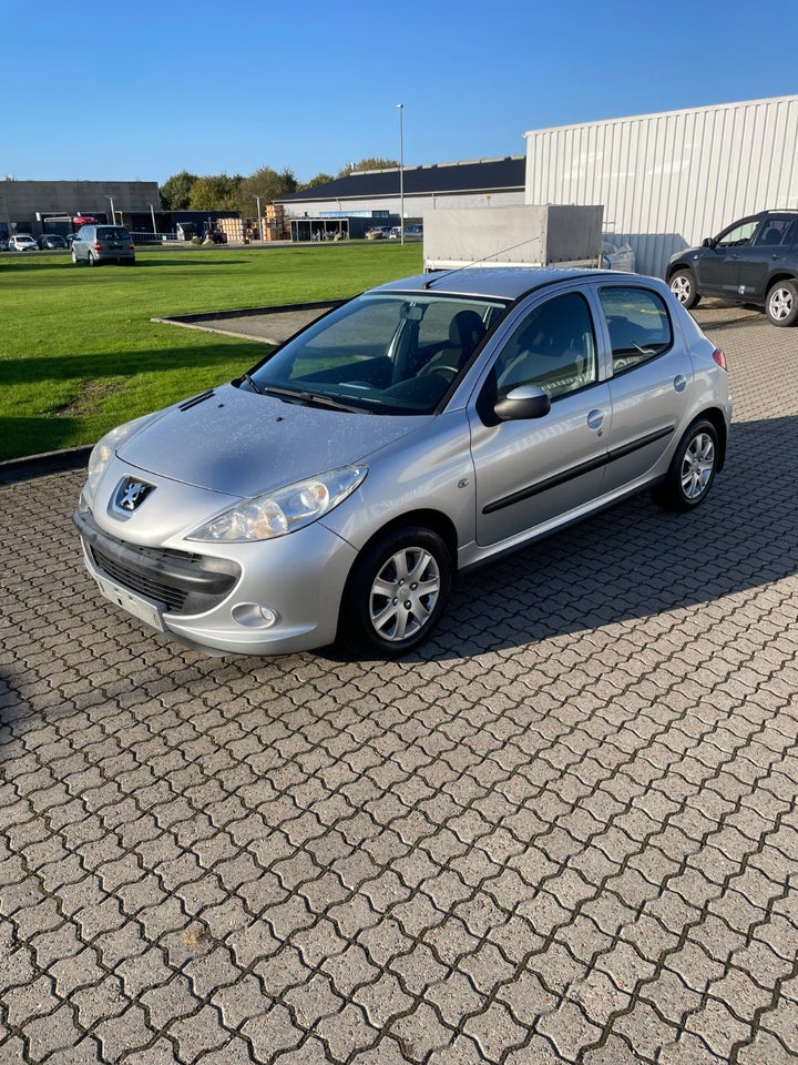 Peugeot 206+ 1,4 HDi 70 Comfort+ 5d