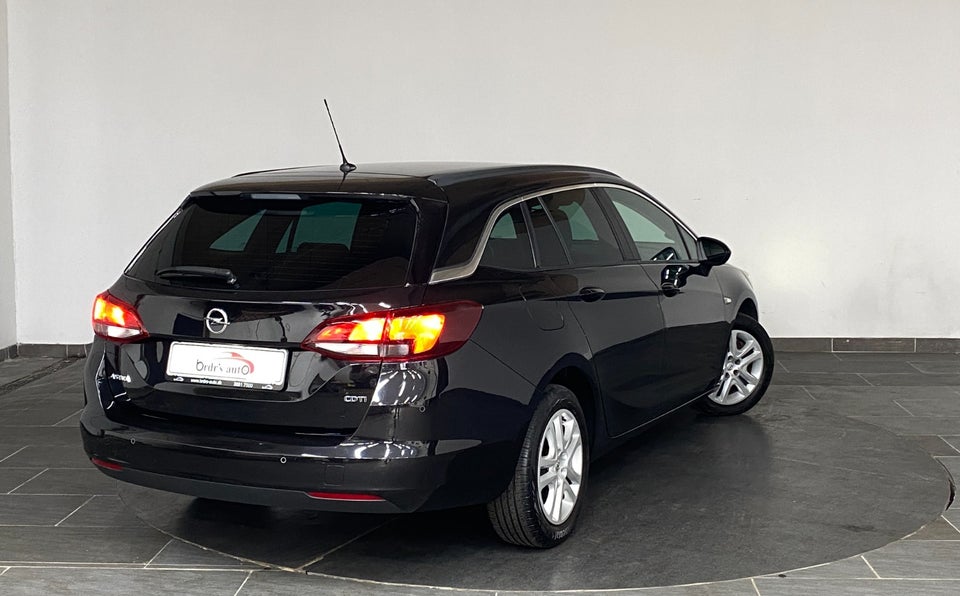 Opel Astra 1,6 CDTi 136 Enjoy Sports Tourer 5d