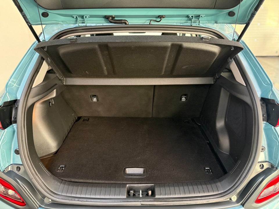 Hyundai Kona 64 EV Pure 5d