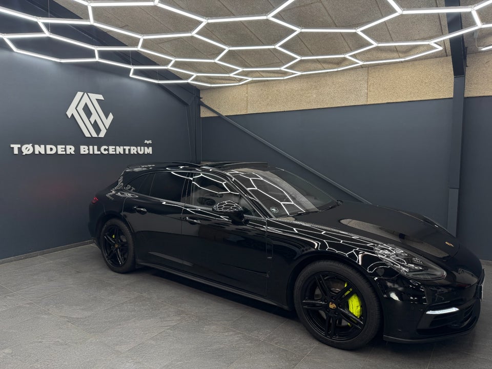 Porsche Panamera 4 2,9 E-Hybrid Sport Turismo PDK 5d