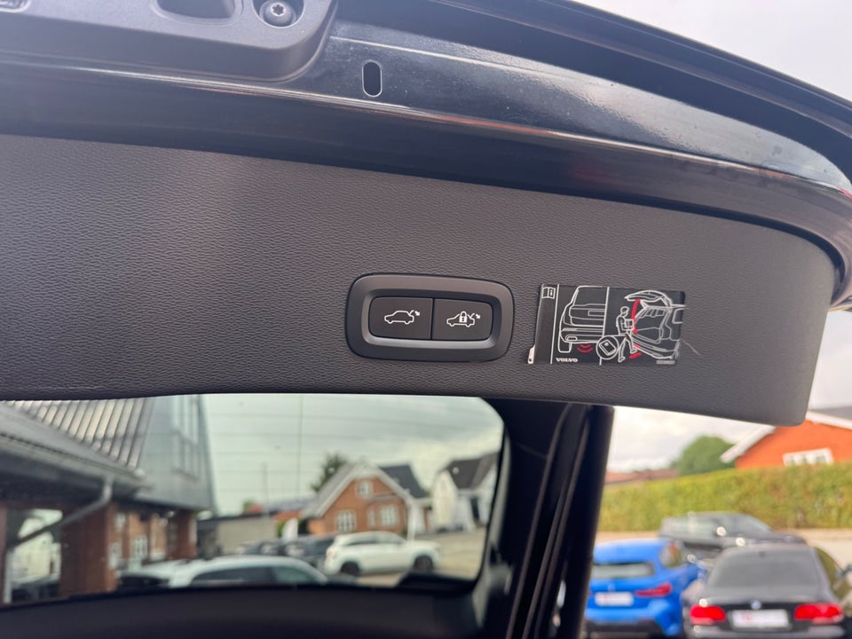 Volvo C40 P8 ReCharge Twin First Edition 5d