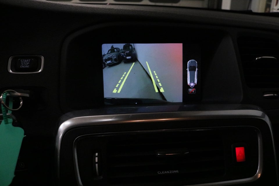 Volvo V60 2,0 D4 190 Summum Eco aut. 5d