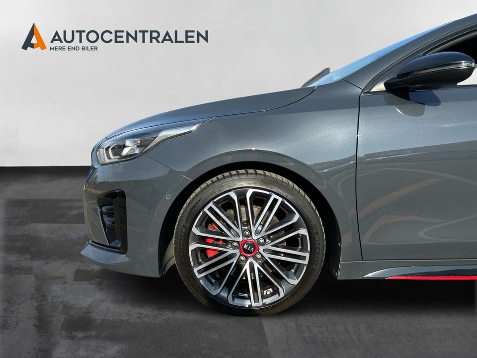 Kia ProCeed 1,6 T-GDi GT DCT 5d