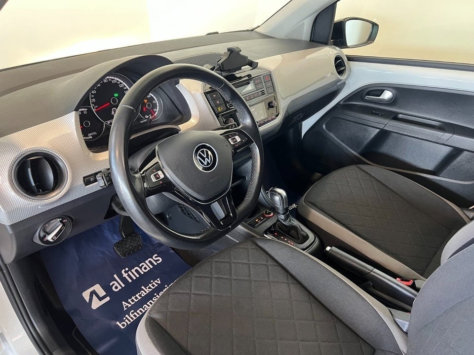 VW e-Up! Style Plus 5d