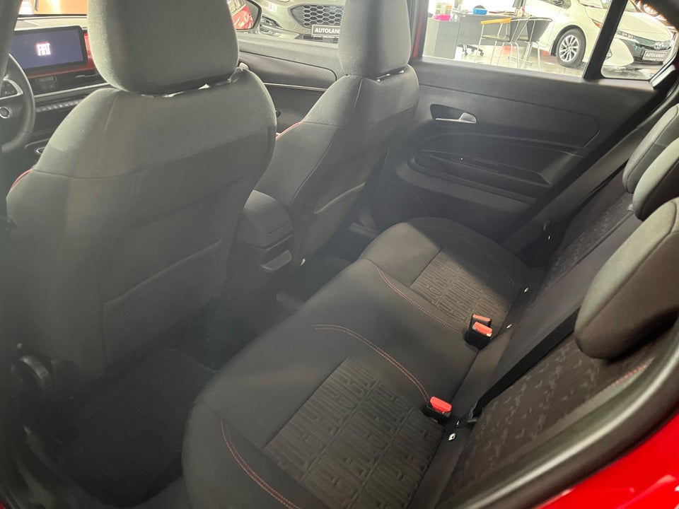 Fiat 600e 54 (RED) 5d
