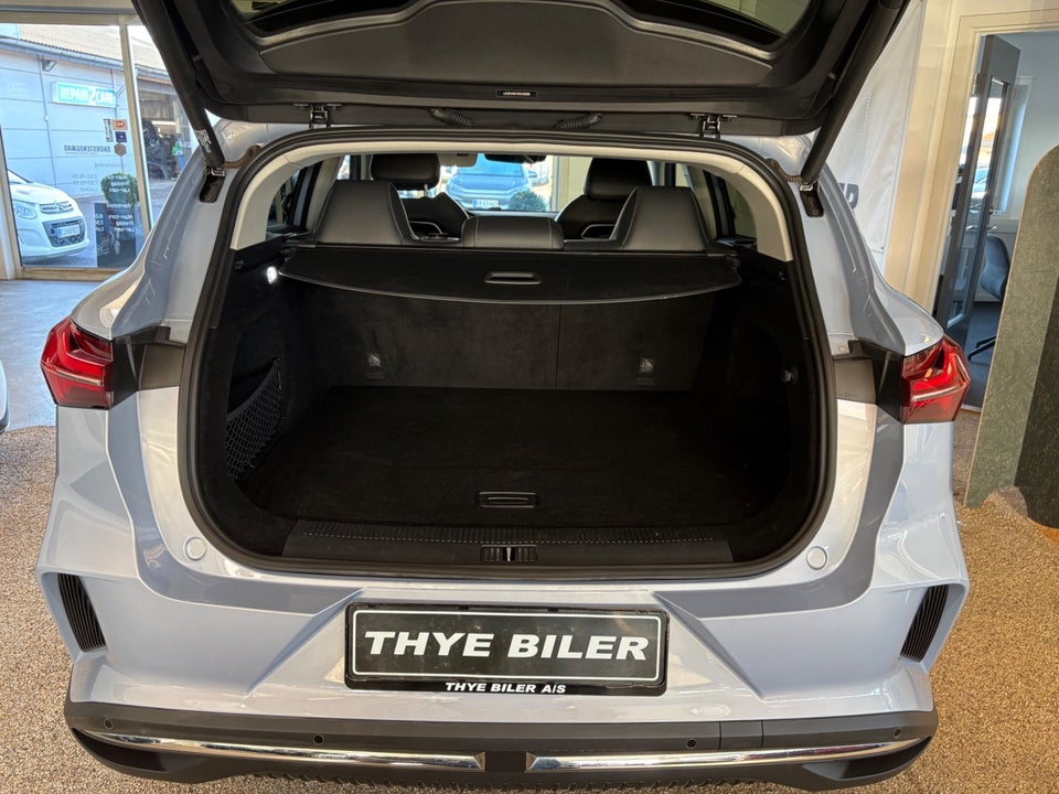 MG Marvel R Luxury 5d