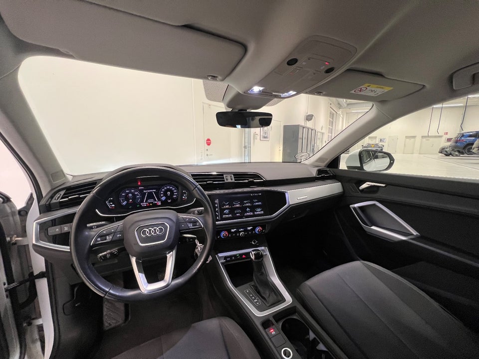 Audi Q3 45 TFSi e Attitude plus Sportback S-tr. 5d