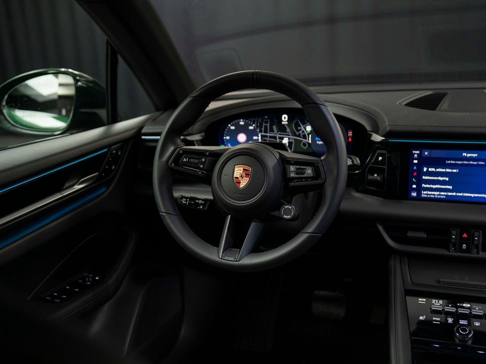 Porsche Macan 4 5d