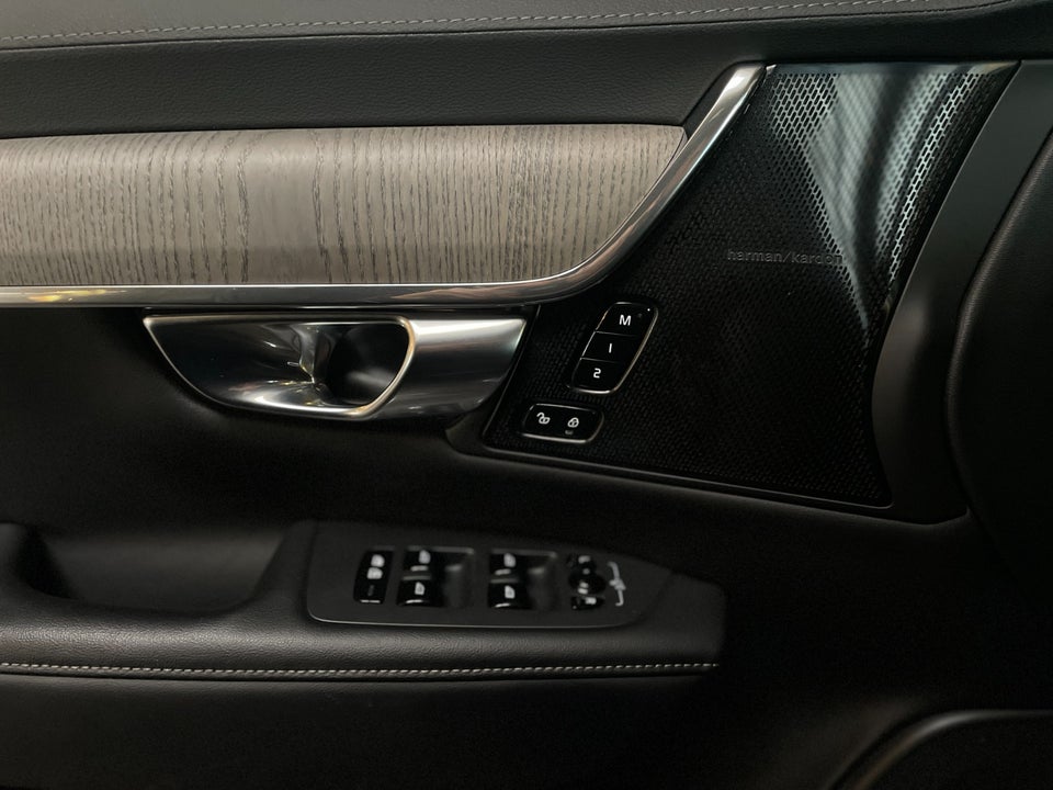 Volvo V90 2,0 T8 ReCharge Ultimate Bright aut. AWD 5d