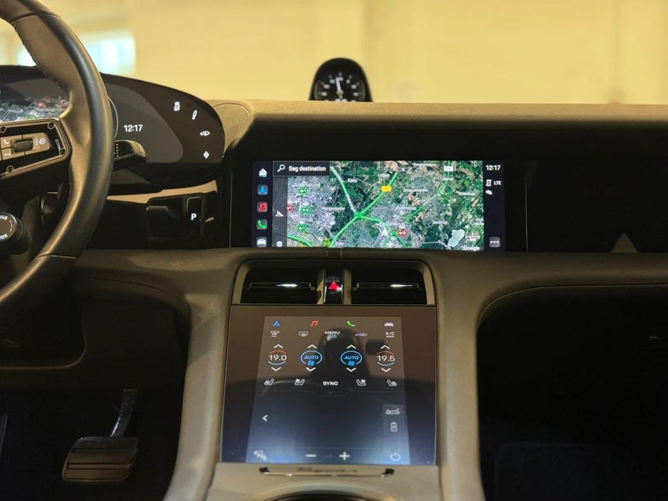 Porsche Taycan 4S Performance+ 4d