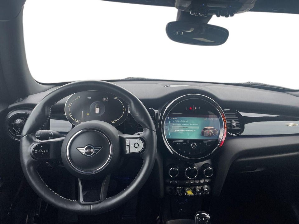 MINI Cooper SE Classic Trim 3d