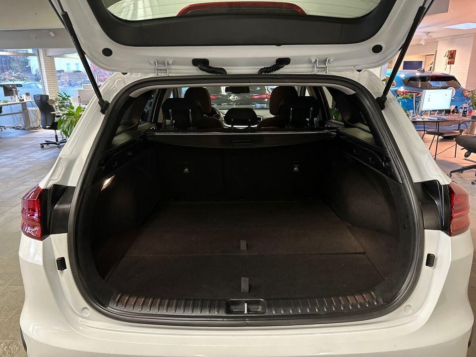 Kia Ceed 1,0 T-GDi Prestige SW 5d