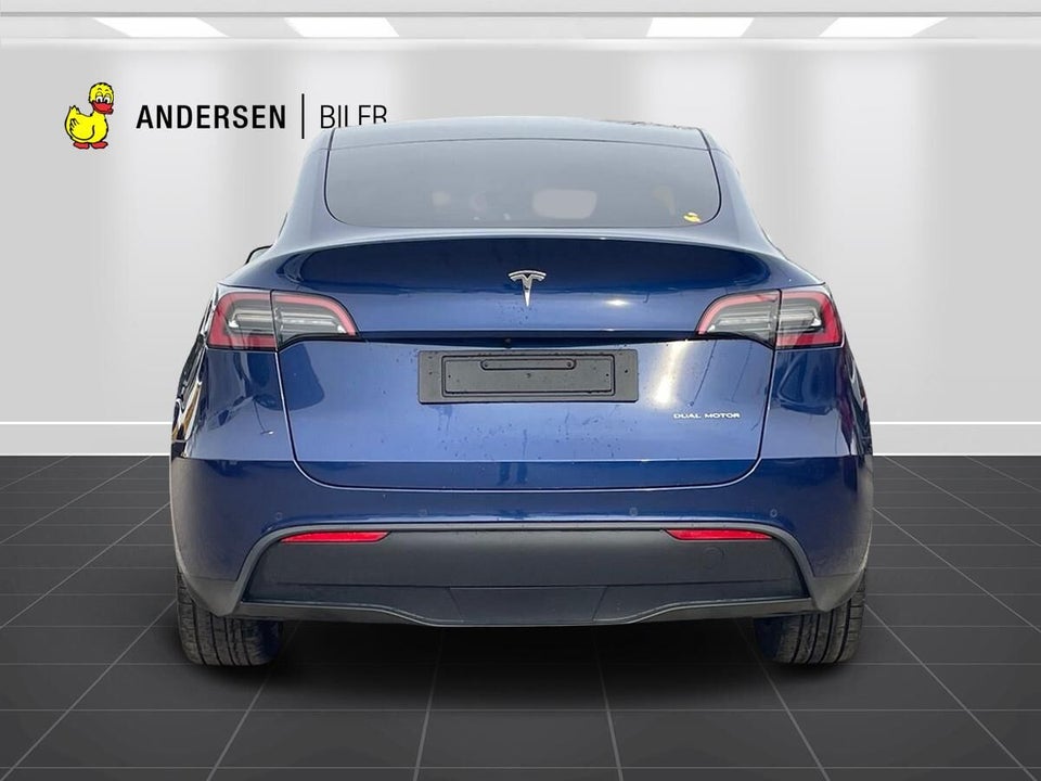 Tesla Model Y Long Range AWD 5d