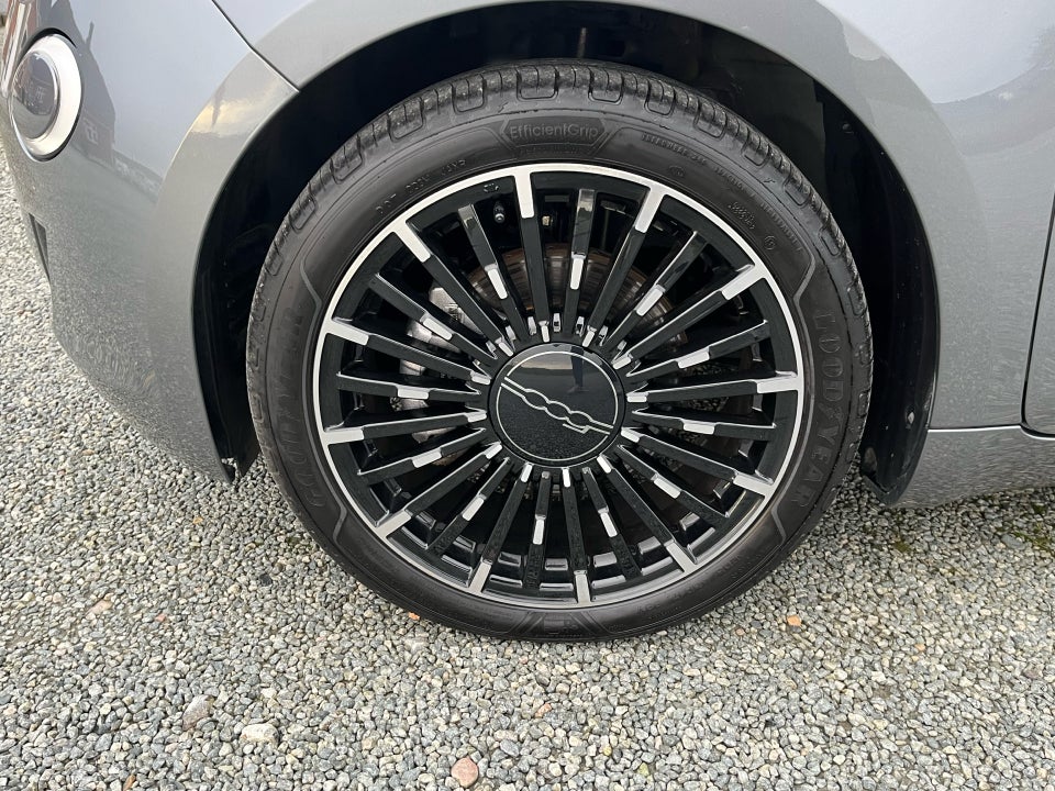 Fiat 500e 42 Icon Cabrio 2d