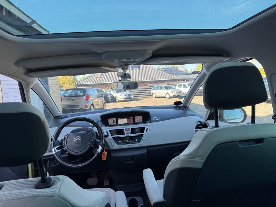 Citroën Grand C4 Picasso 2,0 HDi 138 Exclusive E6G 7prs 5d