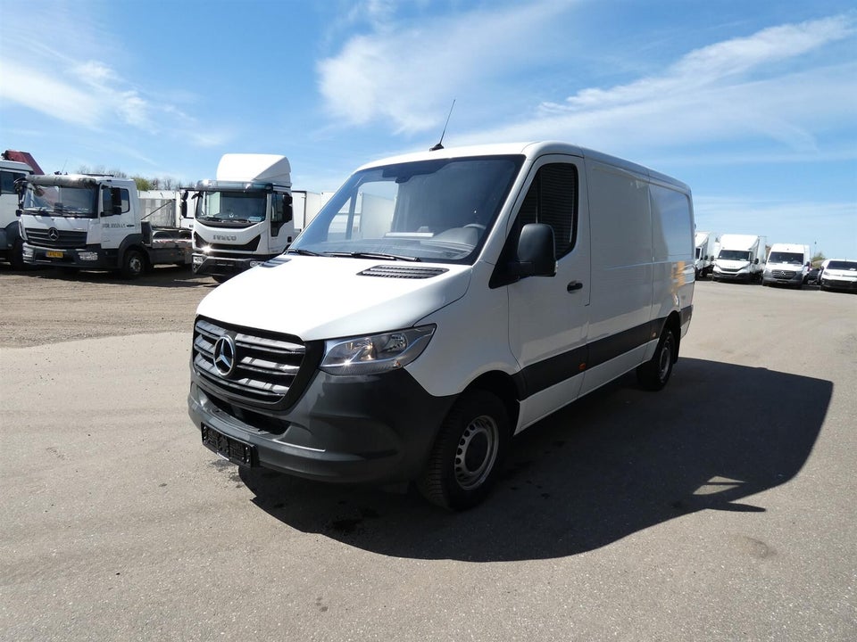 Mercedes Sprinter 317 2,0 CDi A2 Kassevogn aut. RWD