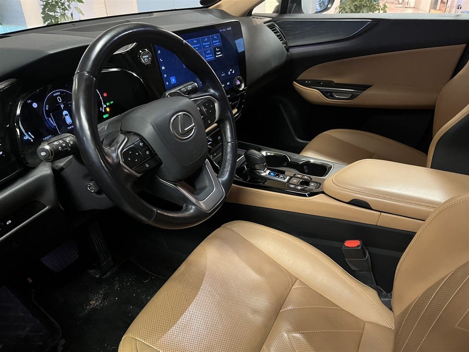 Lexus NX450h+ 2,5 Luxury aut. AWD 5d