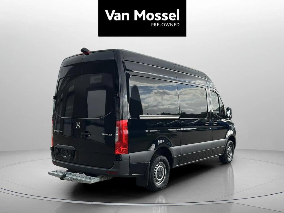 Mercedes Sprinter 319 2,0 CDi A2 Kassevogn aut. RWD