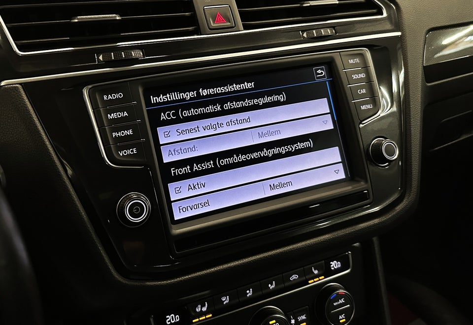 VW Tiguan 2,0 TDi 190 R-line DSG 4Motion 5d