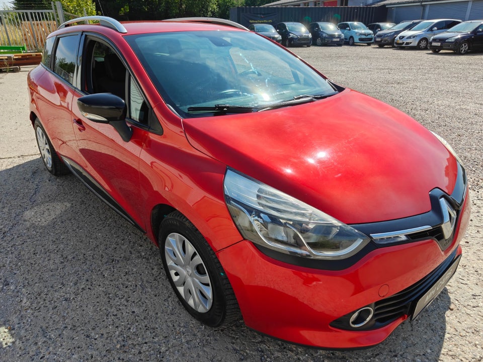 Renault Clio IV 0,9 TCe 90 Formula Edition Sport Tourer 5d